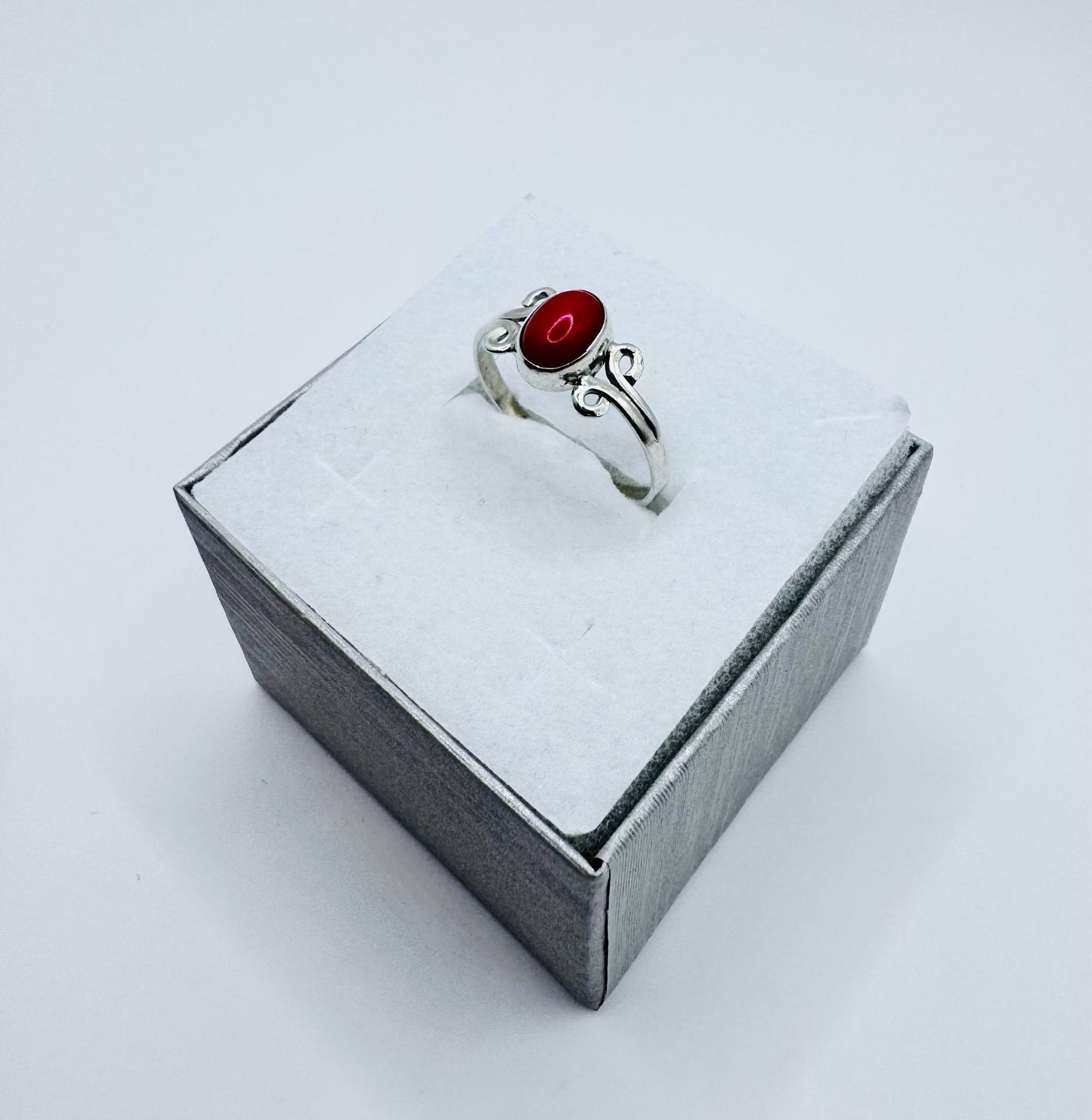 Anello Argento 925 e Corallo Rosso