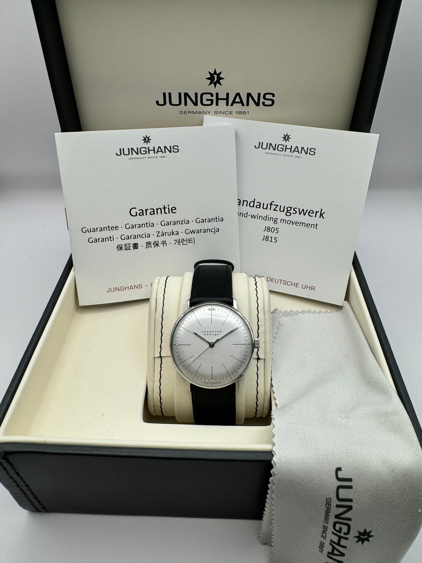 Orologio JungHans carica manuale